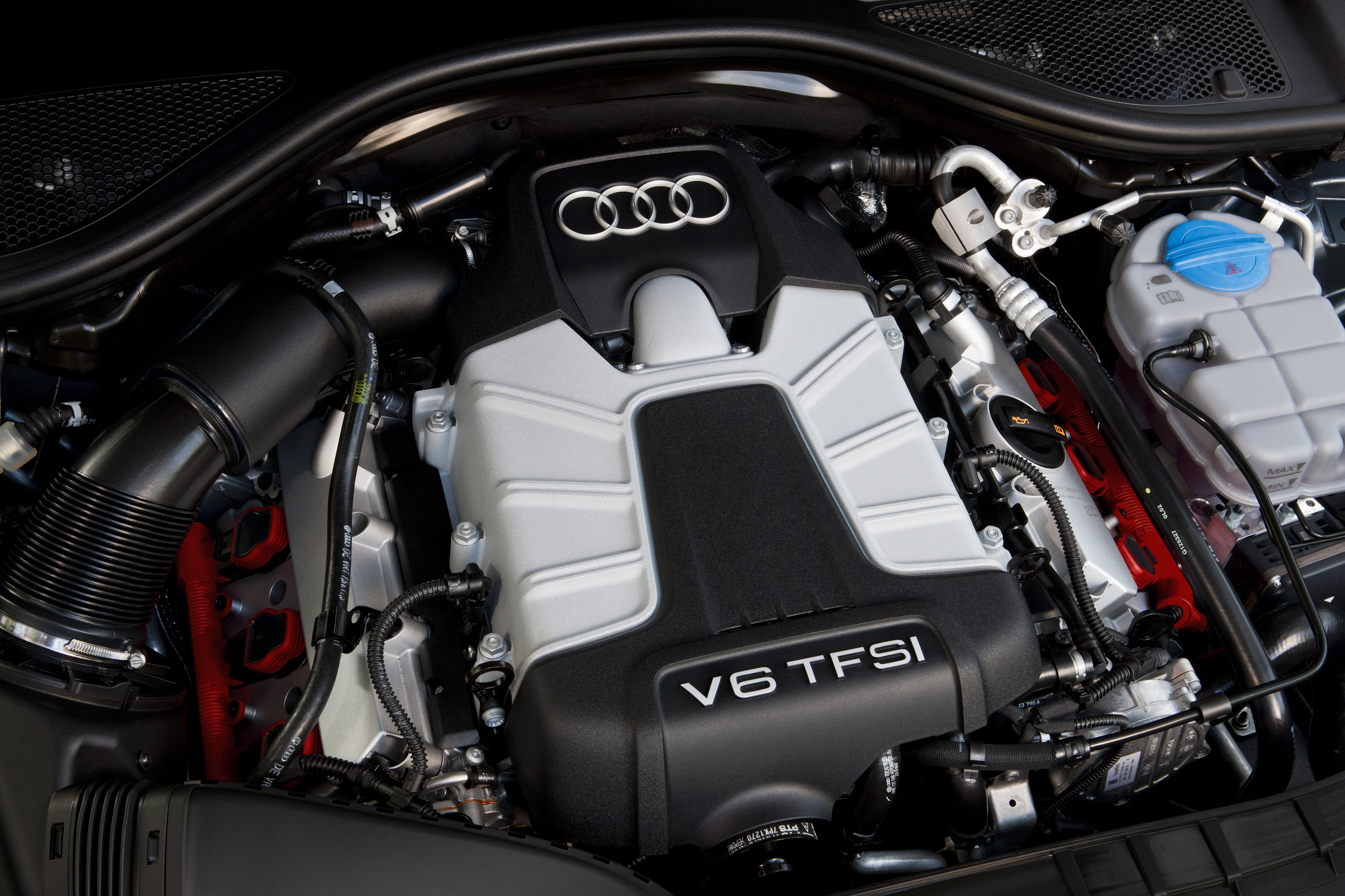 Сервис и Ремонт Audi A4 (Ауди А4) 